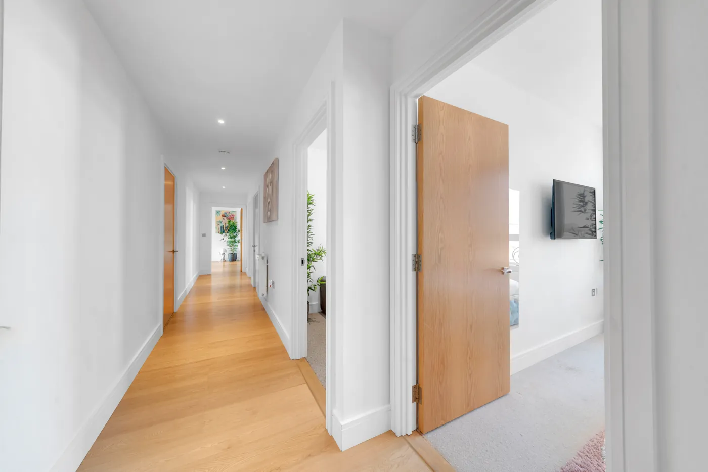 Master Suite — a Marlex apartment in London