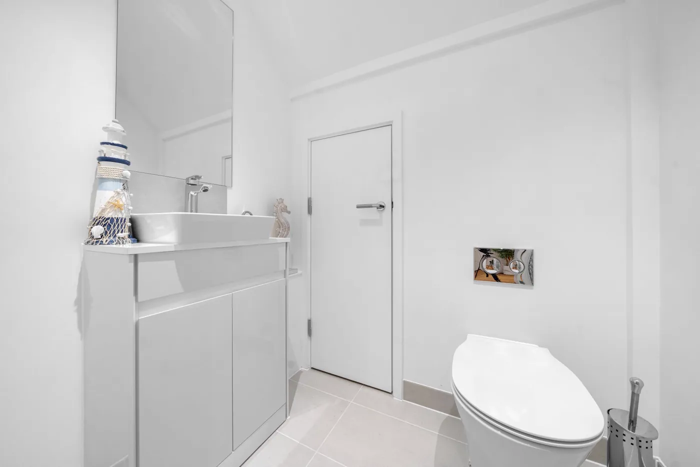 Bathroom — a Marlex apartment in London